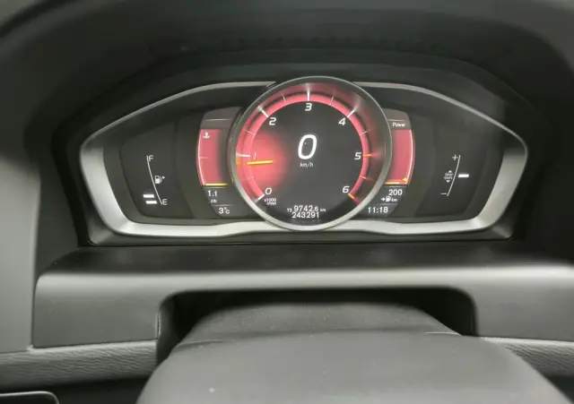 VOLVO XC 60 D4 Summum