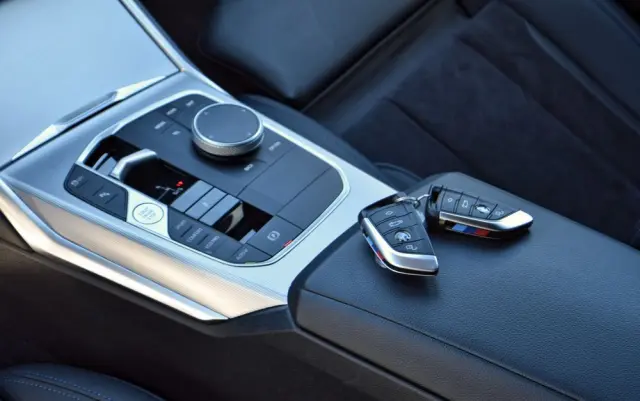 BMW Seria 3 320d xDrive M Sport Sport