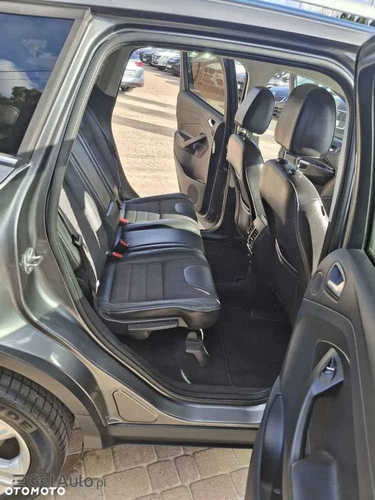 FORD Kuga 1.6 EcoBoost 2x4 Titanium