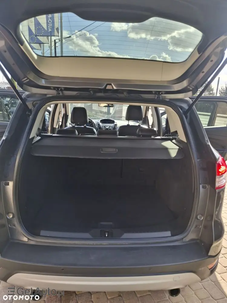 FORD Kuga 1.6 EcoBoost 2x4 Titanium