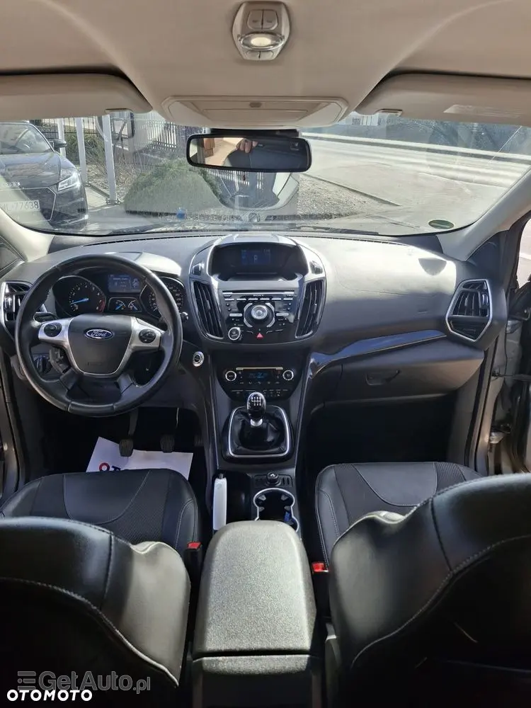 FORD Kuga 1.6 EcoBoost 2x4 Titanium