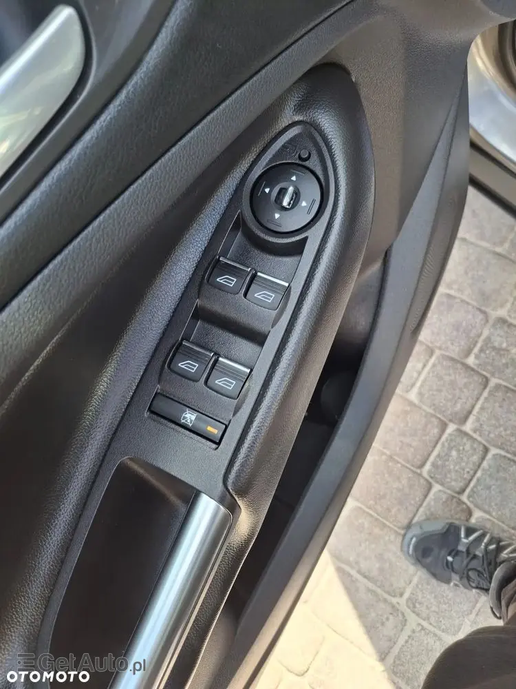 FORD Kuga 1.6 EcoBoost 2x4 Titanium