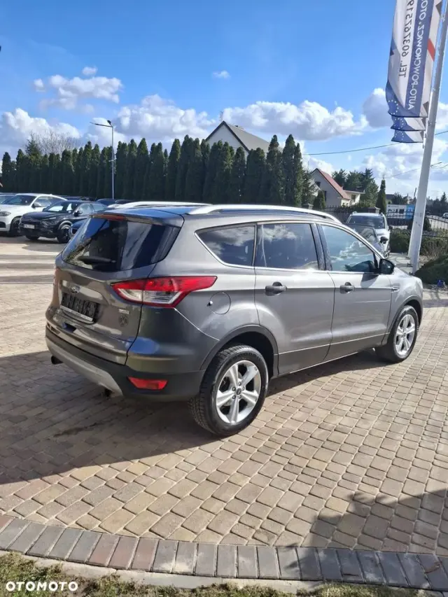 FORD Kuga 1.6 EcoBoost 2x4 Titanium