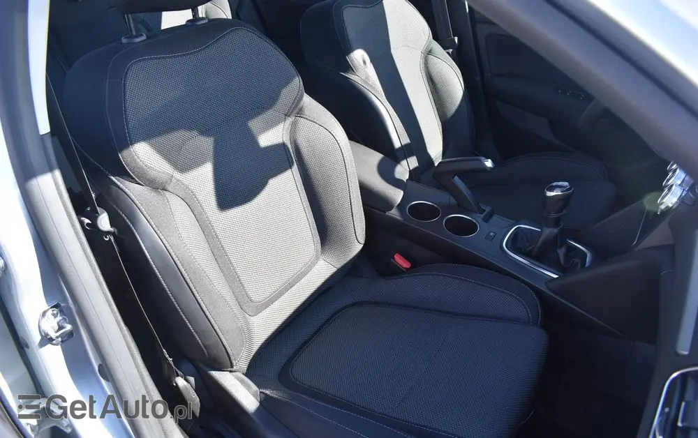 RENAULT Megane 1.3 TCe FAP Equilibre