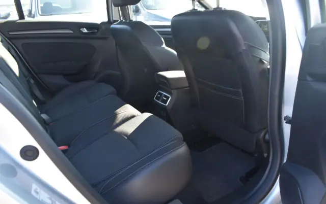 RENAULT Megane 1.3 TCe FAP Equilibre