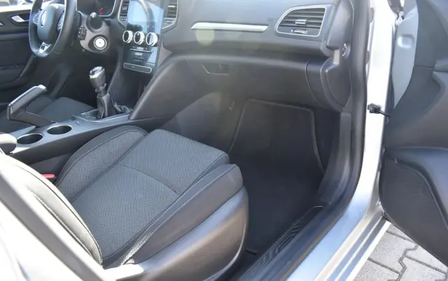 RENAULT Megane 1.3 TCe FAP Equilibre