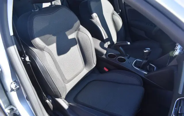 RENAULT Megane 1.3 TCe FAP Equilibre