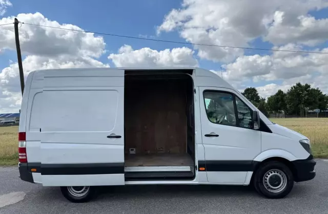 MERCEDES-BENZ Sprinter 