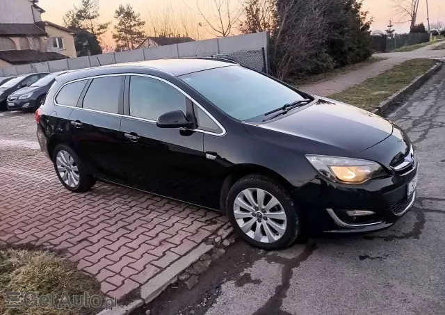 OPEL Astra 1.4 Turbo Sports Tourer
