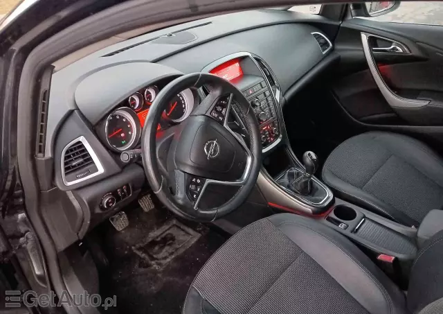 OPEL Astra 1.4 Turbo Sports Tourer