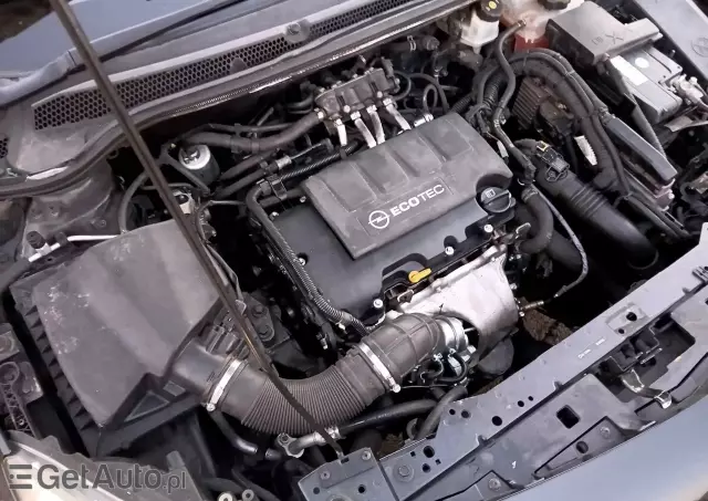 OPEL Astra 1.4 Turbo Sports Tourer