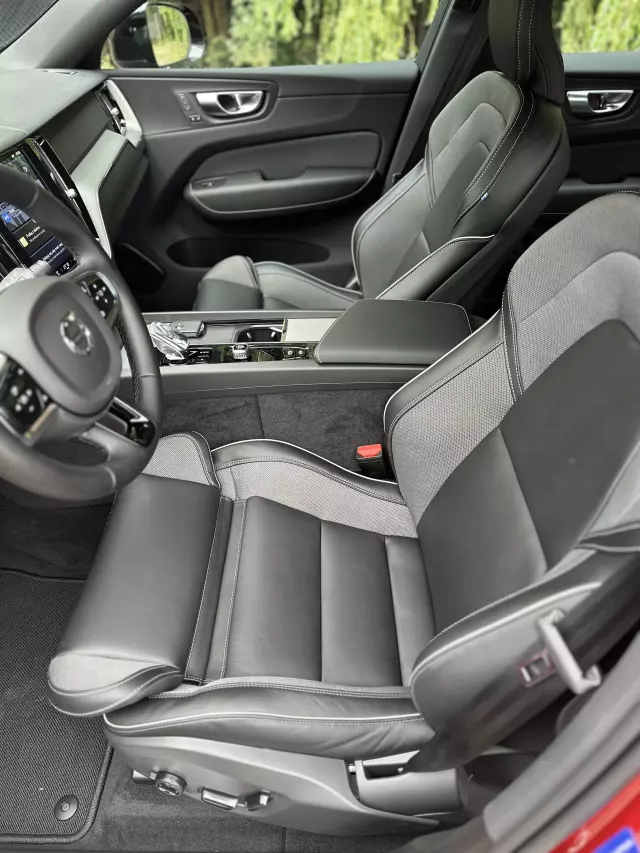 VOLVO XC 60 