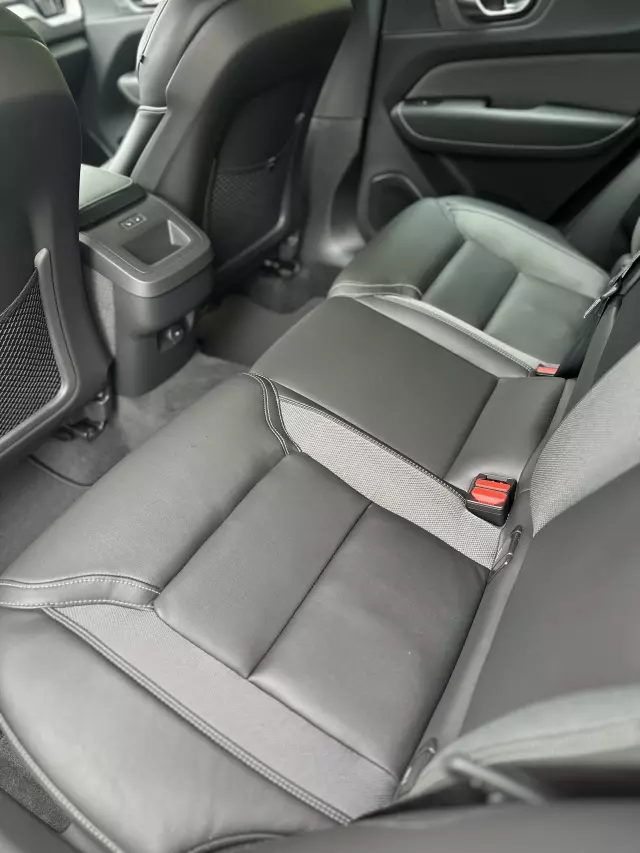 VOLVO XC 60 