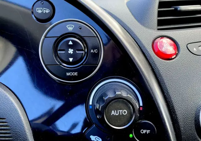 HONDA Civic 2.2i-CTDi Sport