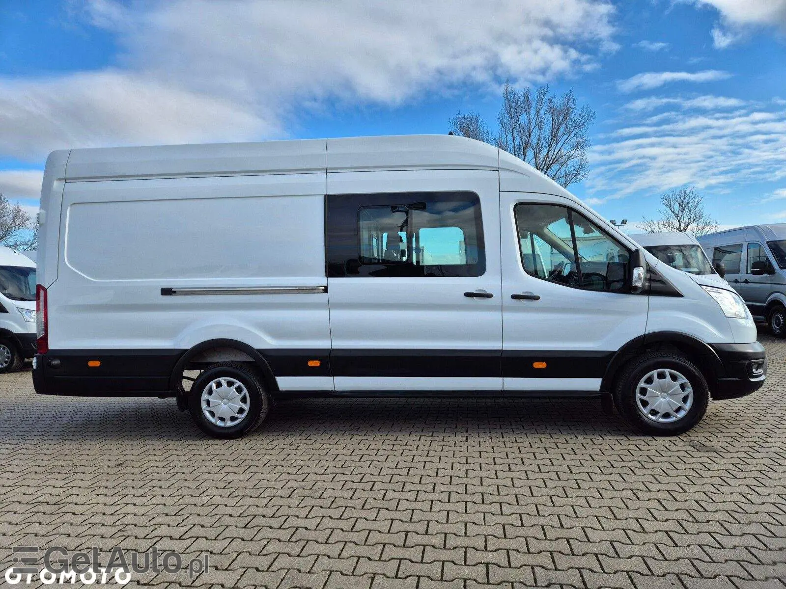 FORD Transit L4H3 Trend