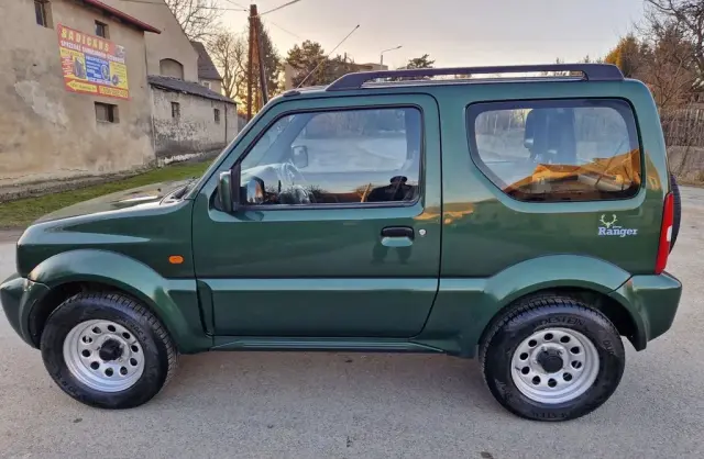SUZUKI Jimny 