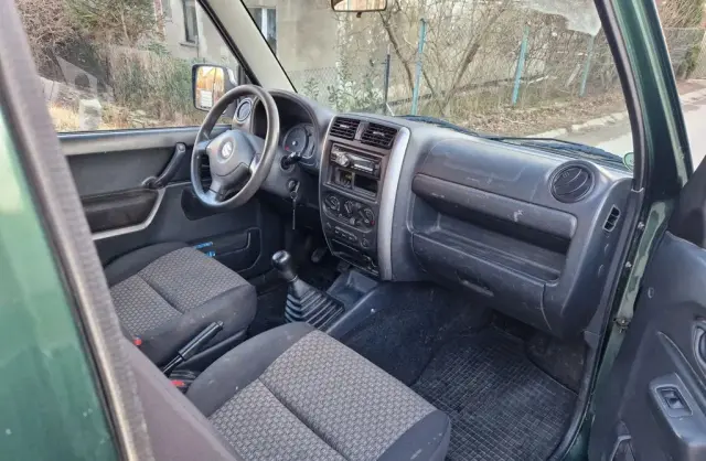 SUZUKI Jimny 