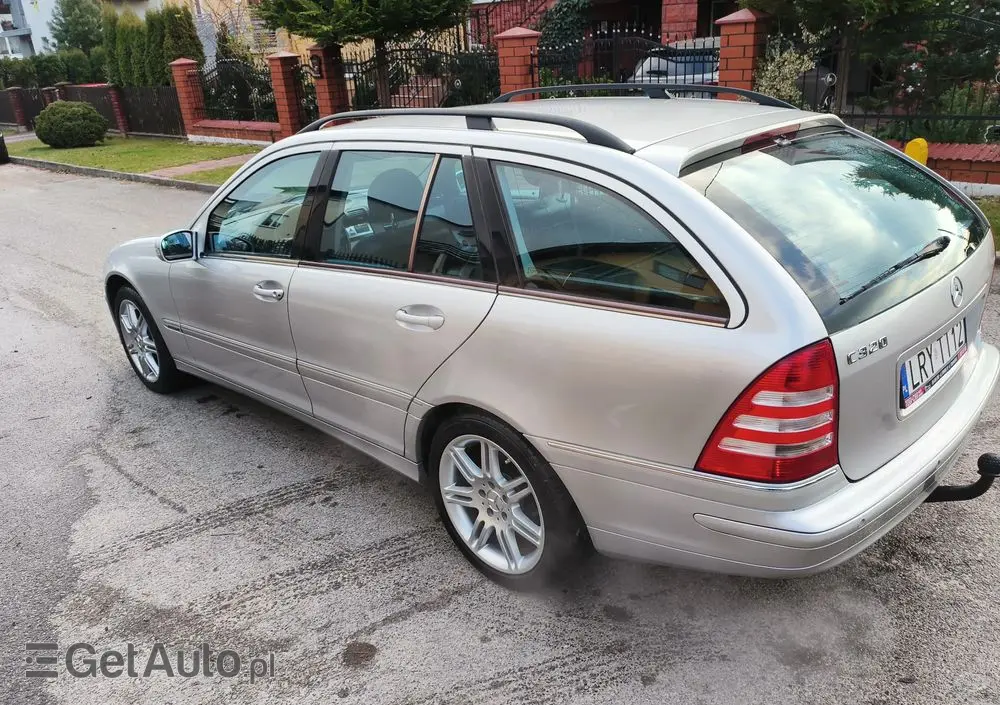 MERCEDES-BENZ Klasa C 320 4Matic Avantgarde Sport Edition