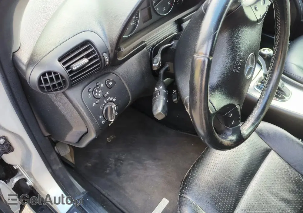 MERCEDES-BENZ Klasa C 320 4Matic Avantgarde Sport Edition