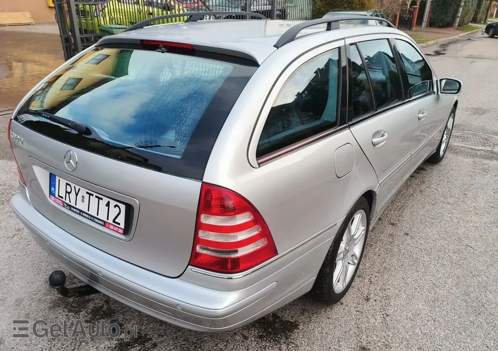 MERCEDES-BENZ Klasa C 320 4Matic Avantgarde Sport Edition