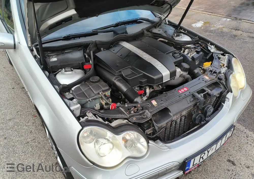 MERCEDES-BENZ Klasa C 320 4Matic Avantgarde Sport Edition