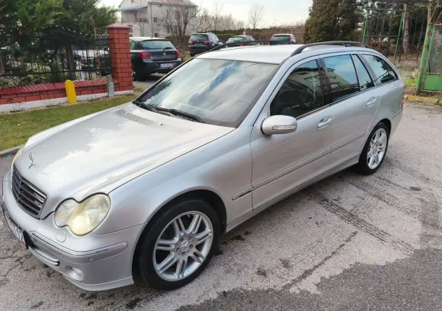 MERCEDES-BENZ Klasa C 320 4Matic Avantgarde Sport Edition