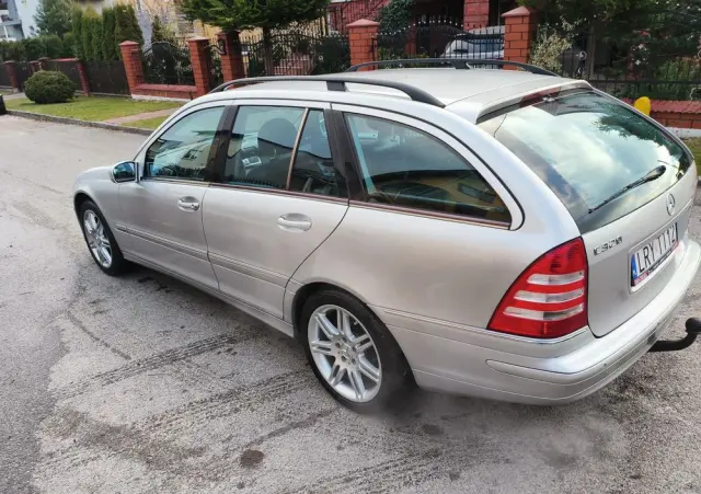 MERCEDES-BENZ Klasa C 320 4Matic Avantgarde Sport Edition