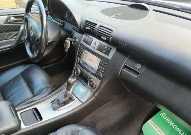 MERCEDES-BENZ Klasa C 320 4Matic Avantgarde Sport Edition