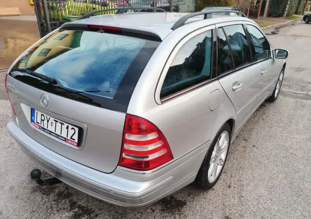 MERCEDES-BENZ Klasa C 320 4Matic Avantgarde Sport Edition