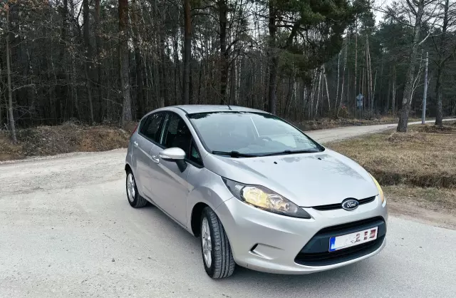 FORD Fiesta 1.4 (71 KM) 5d Automatic