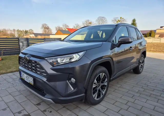 TOYOTA RAV4 