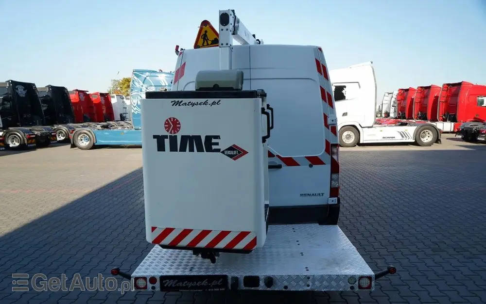 RENAULT MASTER / PODNOŚNIK KOSZOWY - 10.5 m / BLASZAK + WZWYŻKA / 