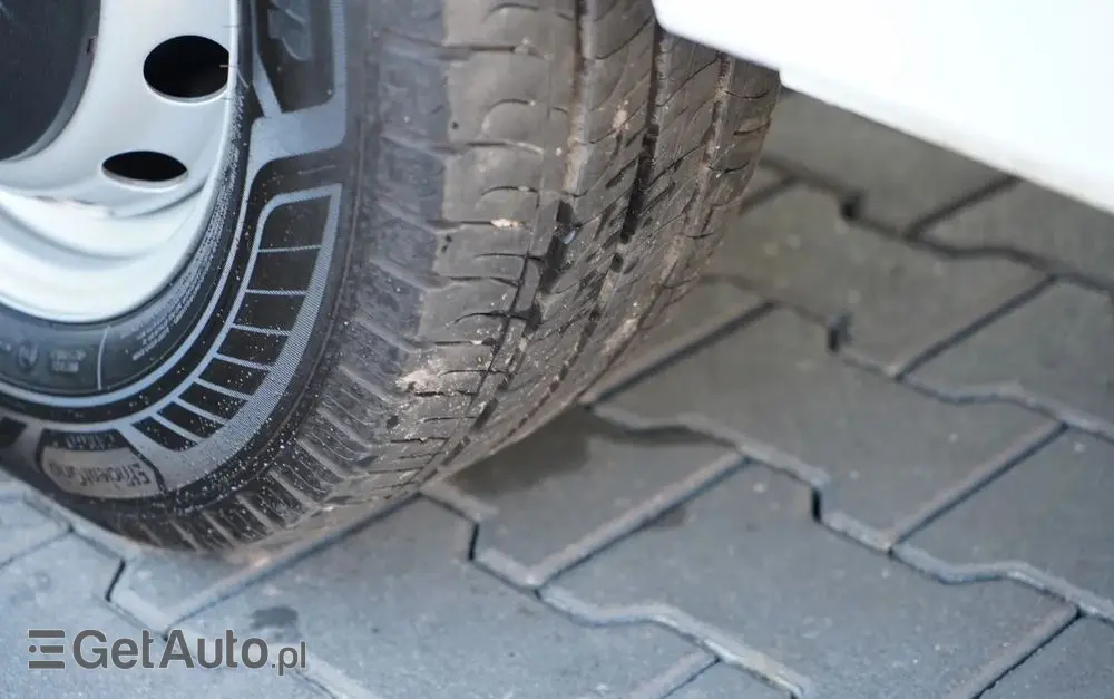 RENAULT MASTER / PODNOŚNIK KOSZOWY - 10.5 m / BLASZAK + WZWYŻKA / 