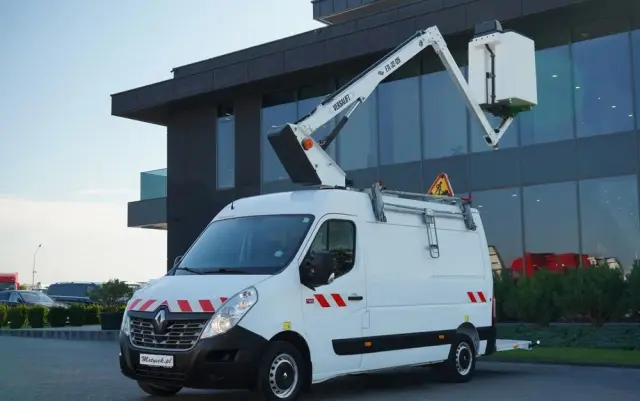 RENAULT MASTER / PODNOŚNIK KOSZOWY - 10.5 m / BLASZAK + WZWYŻKA / 
