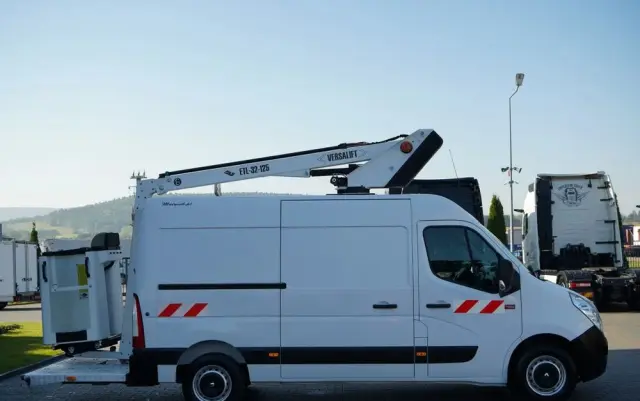 RENAULT MASTER / PODNOŚNIK KOSZOWY - 10.5 m / BLASZAK + WZWYŻKA / 