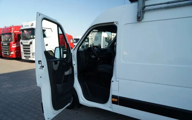 RENAULT MASTER / PODNOŚNIK KOSZOWY - 10.5 m / BLASZAK + WZWYŻKA / 