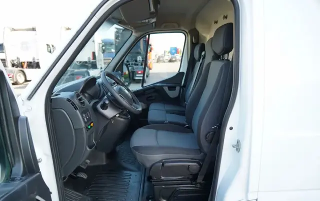 RENAULT MASTER / PODNOŚNIK KOSZOWY - 10.5 m / BLASZAK + WZWYŻKA / 