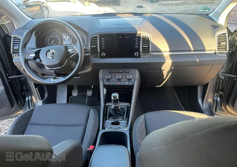 SKODA Karoq 1.0 TSI Active