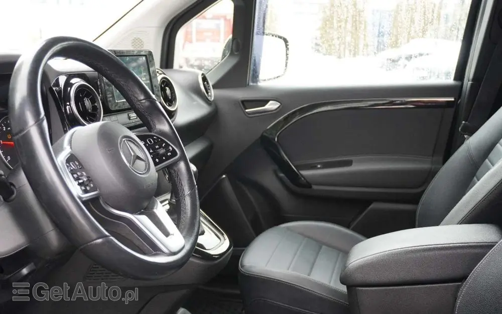 MERCEDES-BENZ Klasa T 