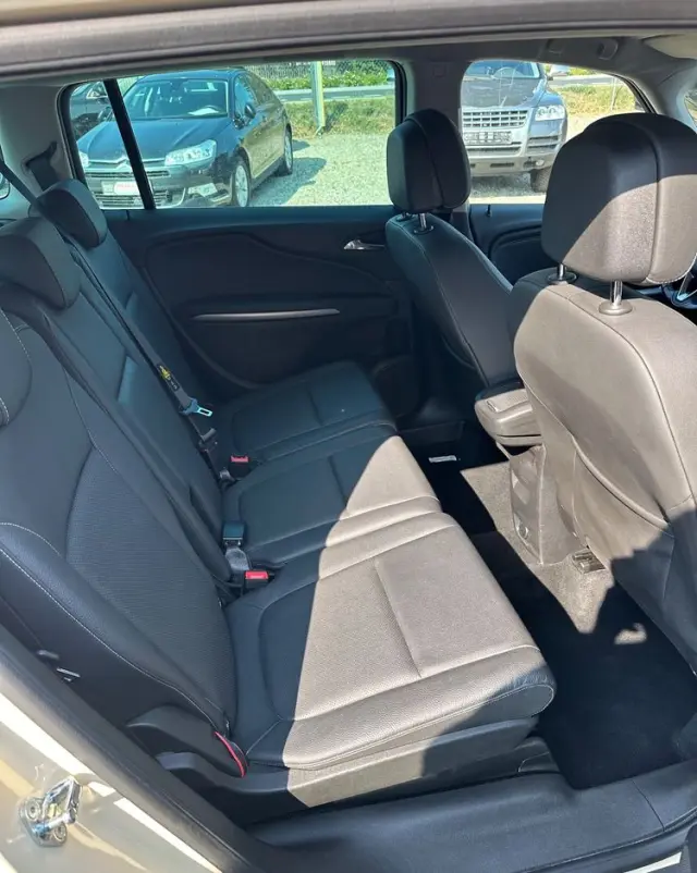 OPEL Zafira 2.0 CDTI Automatik Active