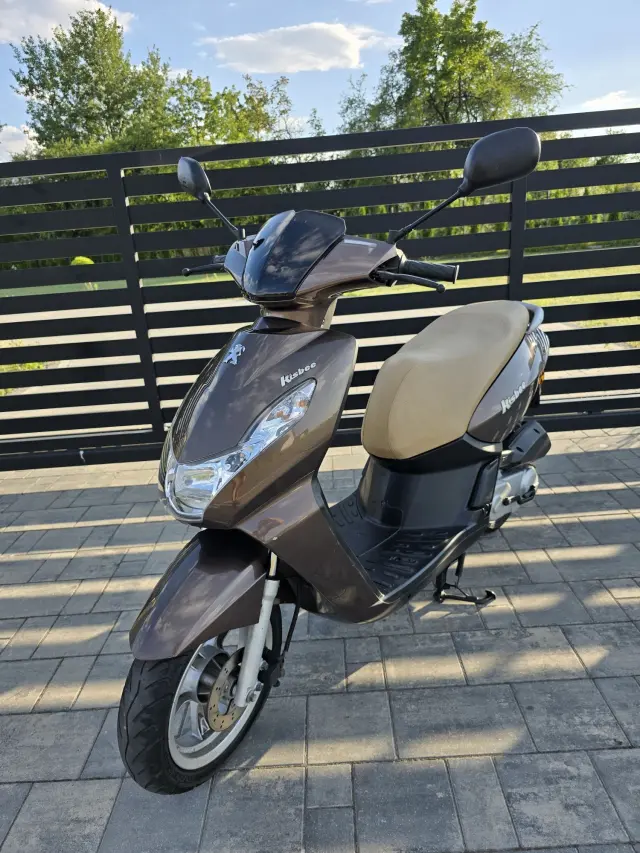 PEUGEOT Kisbee 