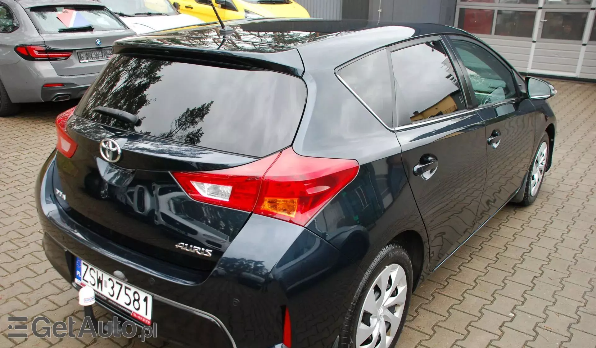 TOYOTA Auris 1.33 Dual VVT-i (99 KM)
