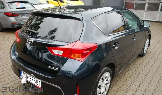 TOYOTA Auris 1.33 Dual VVT-i (99 KM)