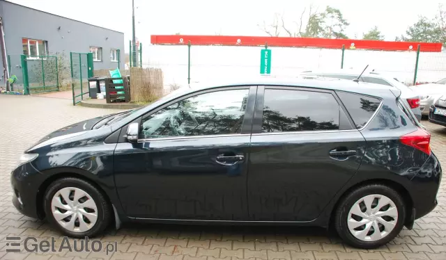 TOYOTA Auris 1.33 Dual VVT-i (99 KM)