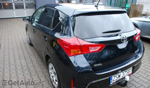 TOYOTA Auris 1.33 Dual VVT-i (99 KM)