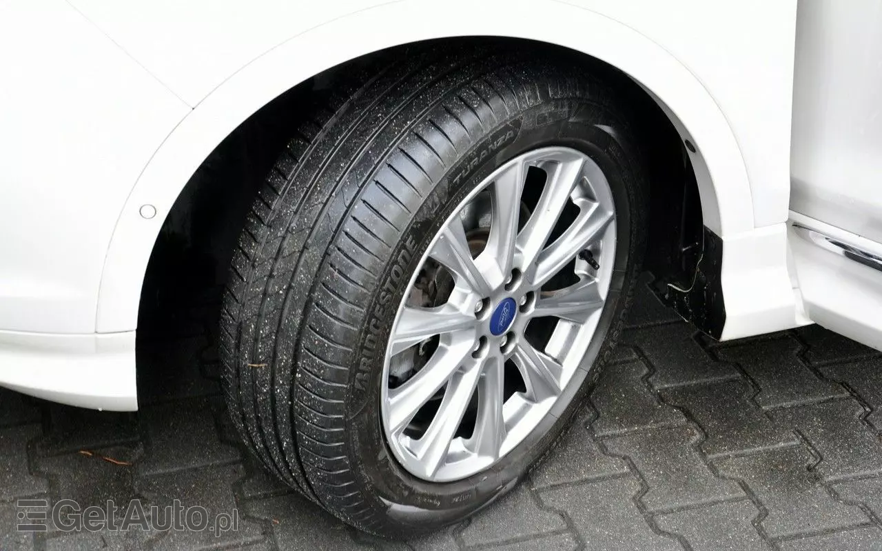 FORD Kuga 2.0 TDCi 4x4 Vignale