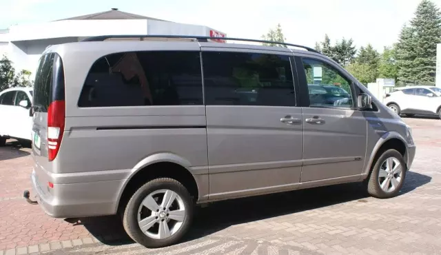 MERCEDES-BENZ Viano 