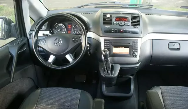 MERCEDES-BENZ Viano 