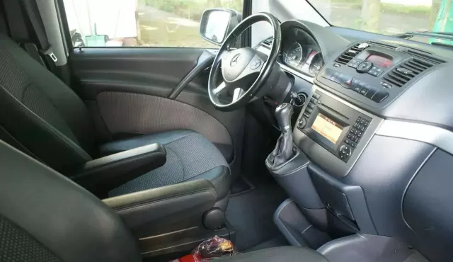 MERCEDES-BENZ Viano 