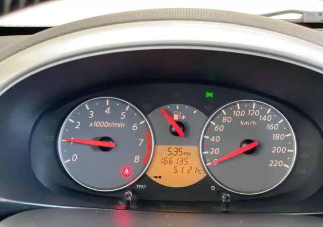 NISSAN Micra 1.2 Visia AC/CD